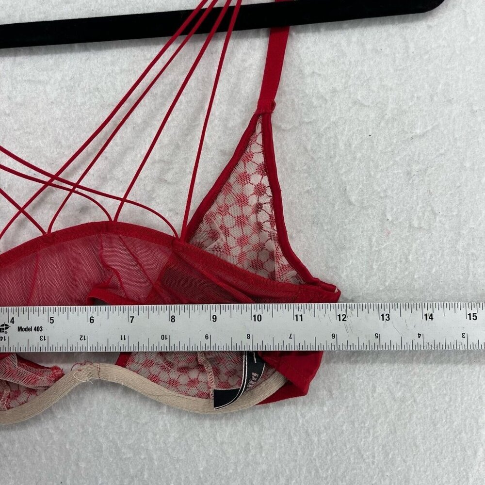 Victoria’s Secret Bra Womens 34B Red Luxe Starburst Unlined Plunge Strappy Back - Picture 4 of 7